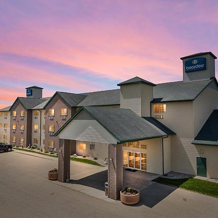 Boarders Inn & Suites By Cobblestone Hotels - Shawano Esterno foto