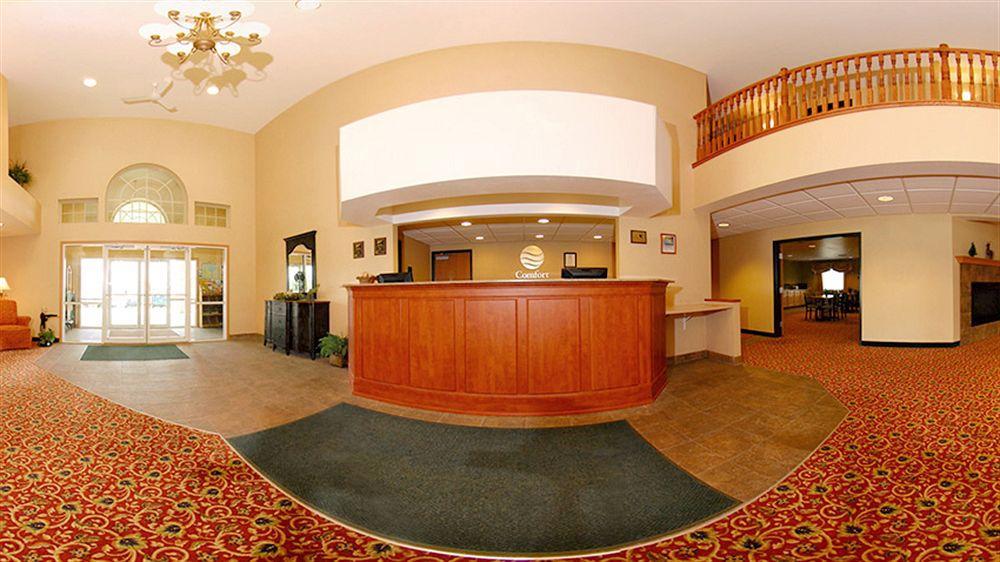 Boarders Inn & Suites By Cobblestone Hotels - Shawano Esterno foto