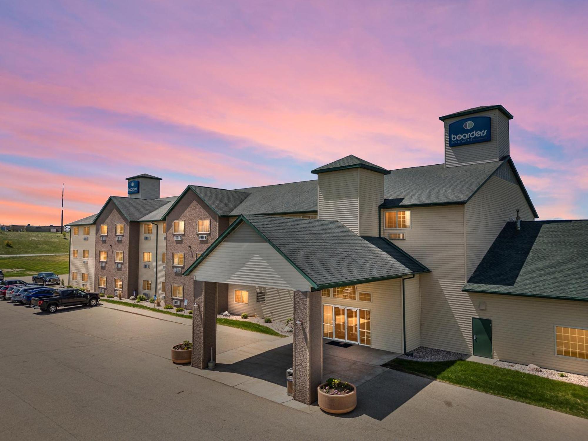 Boarders Inn & Suites By Cobblestone Hotels - Shawano Esterno foto