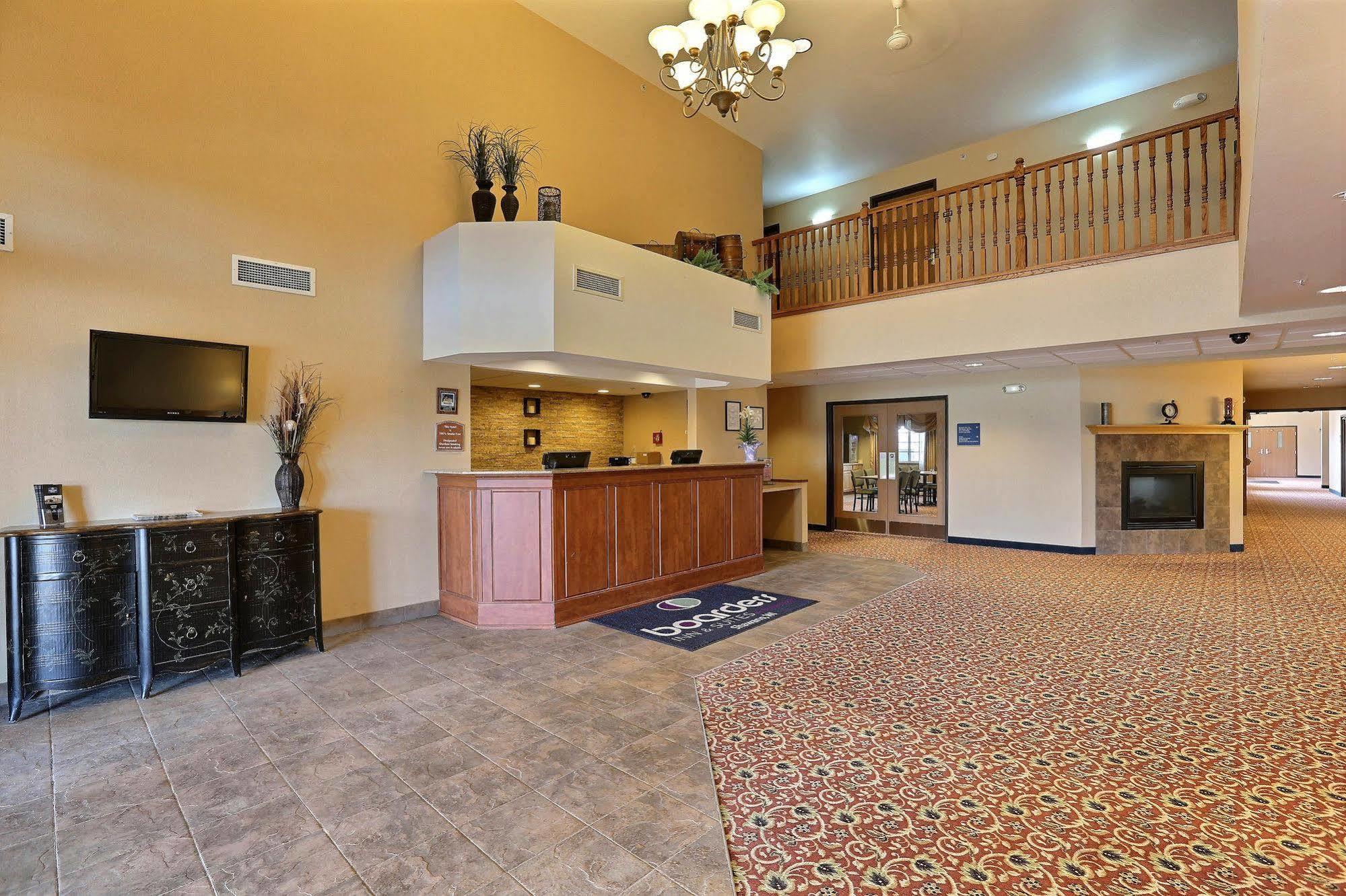 Boarders Inn & Suites By Cobblestone Hotels - Shawano Esterno foto